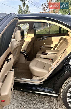 Седан Mercedes-Benz S-Class 2012 в 