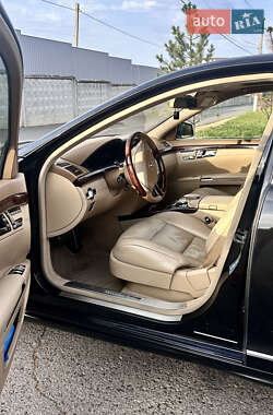 Седан Mercedes-Benz S-Class 2012 в 