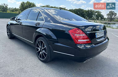 Седан Mercedes-Benz S-Class 2012 в 