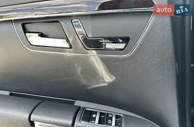 Седан Mercedes-Benz S-Class 2012 в 