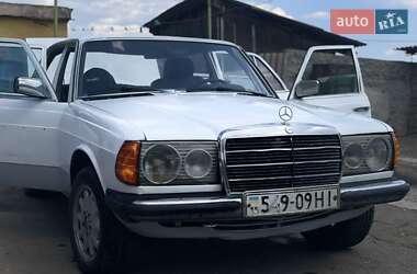Седан Mercedes-Benz S-Class 1983 в Вознесенську