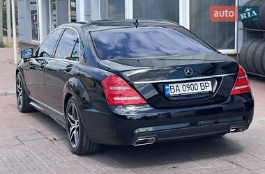 Седан Mercedes-Benz S-Class 2009 в 