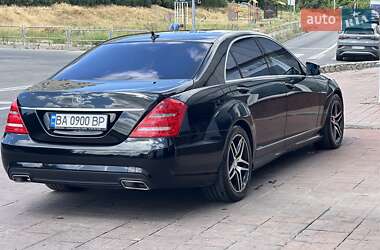 Седан Mercedes-Benz S-Class 2009 в 