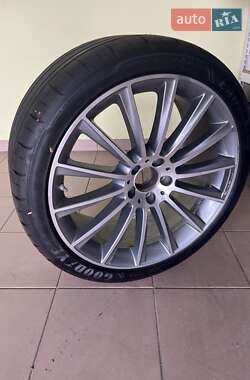 Седан Mercedes-Benz S-Class 2009 в 