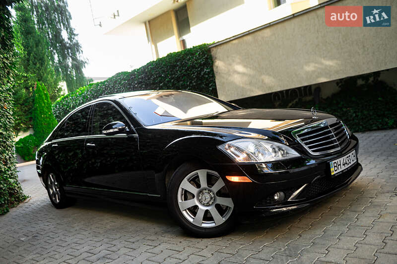 Седан Mercedes-Benz S-Class 2008 в 