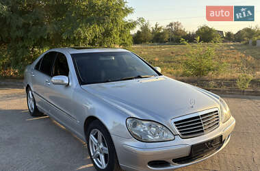 Седан Mercedes-Benz S-Class 2002 в 