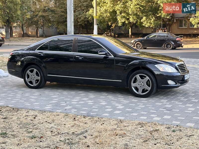 Седан Mercedes-Benz S-Class 2006 в Одесі