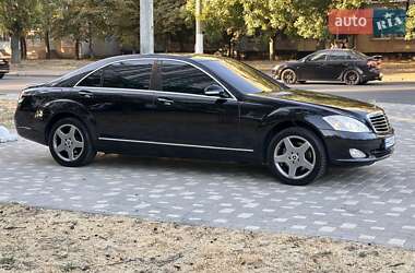 Седан Mercedes-Benz S-Class 2006 в 