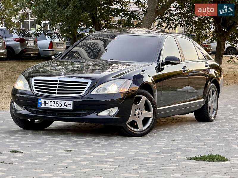 Mercedes-Benz S-Class 2006 Mercedes-Benz S-Class 2006