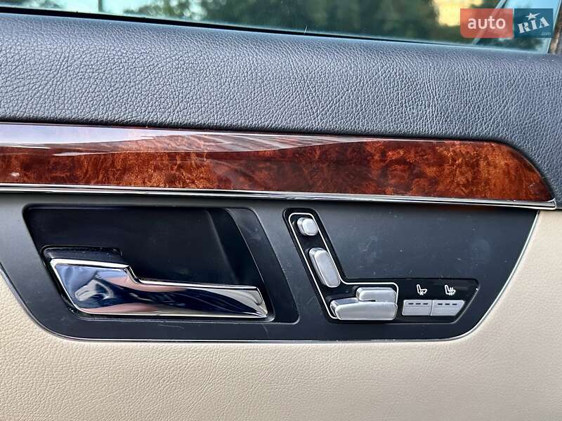 Седан Mercedes-Benz S-Class 2006 в Одесі