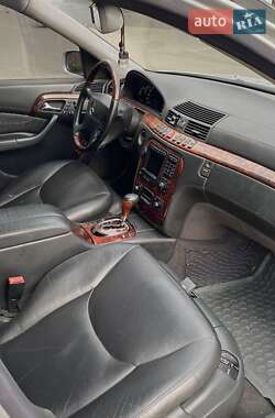 Седан Mercedes-Benz S-Class 2000 в 