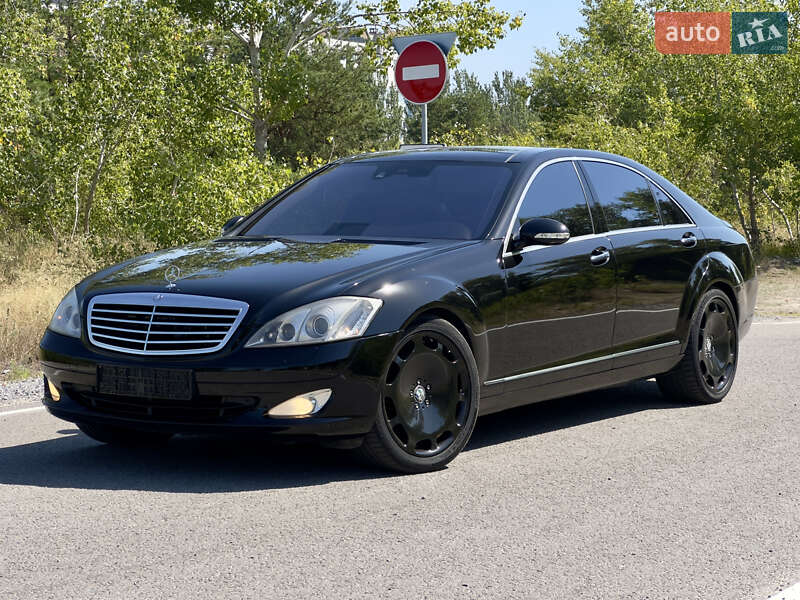 Седан Mercedes-Benz S-Class 2008 в Днепре
