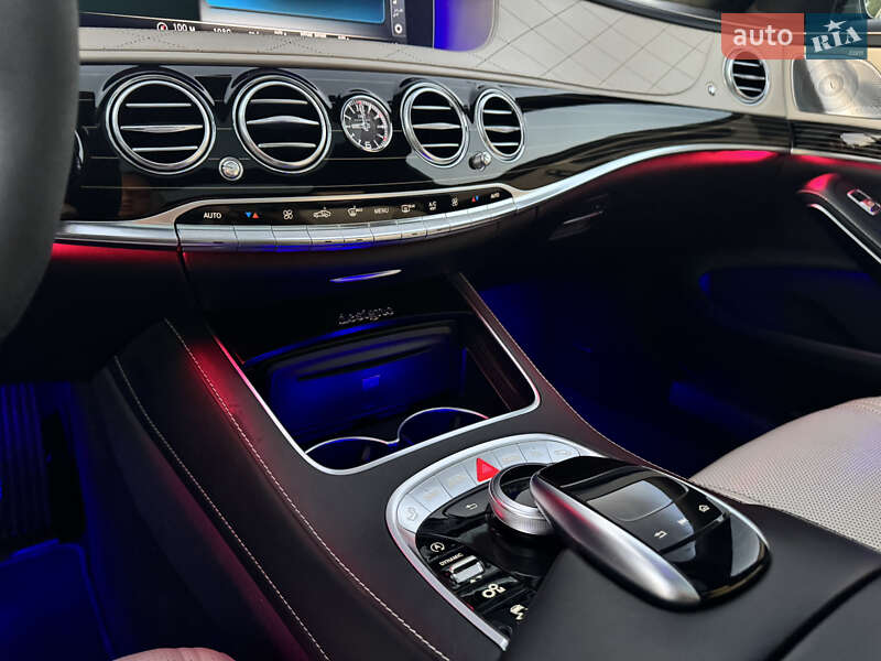 Седан Mercedes-Benz S-Class 2015 в Львові