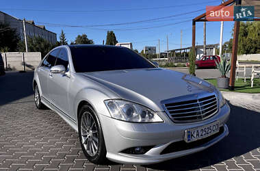 Седан Mercedes-Benz S-Class 2008 в 