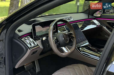 Седан Mercedes-Benz S-Class 2022 в 