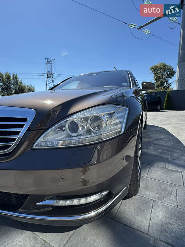 Седан Mercedes-Benz S-Class 2011 в Киеве