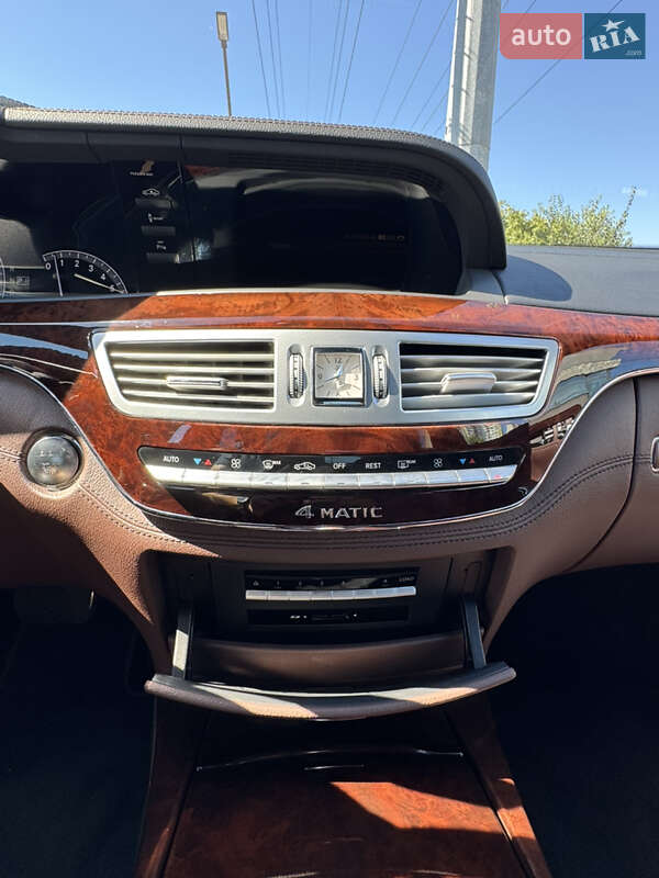 Седан Mercedes-Benz S-Class 2011 в Киеве