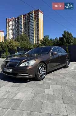 Седан Mercedes-Benz S-Class 2011 в 