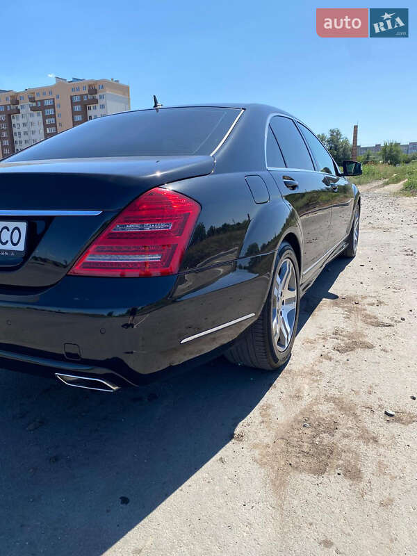 Седан Mercedes-Benz S-Class 2006 в Дніпрі