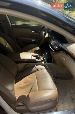 Седан Mercedes-Benz S-Class 2006 в 