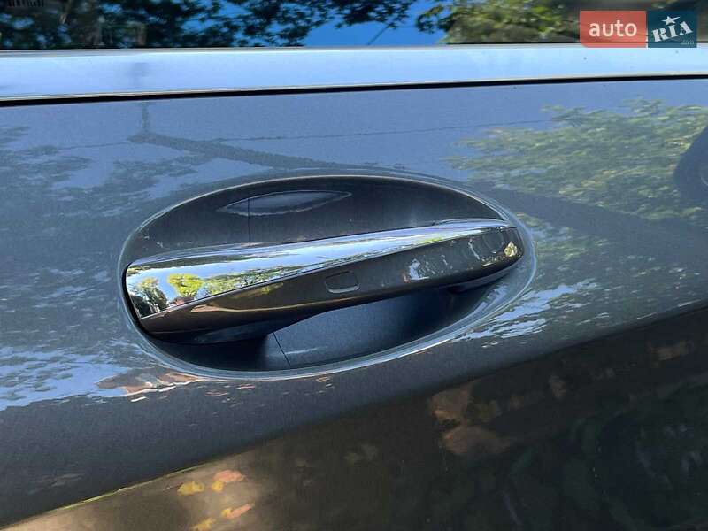 Седан Mercedes-Benz S-Class 2018 в Києві