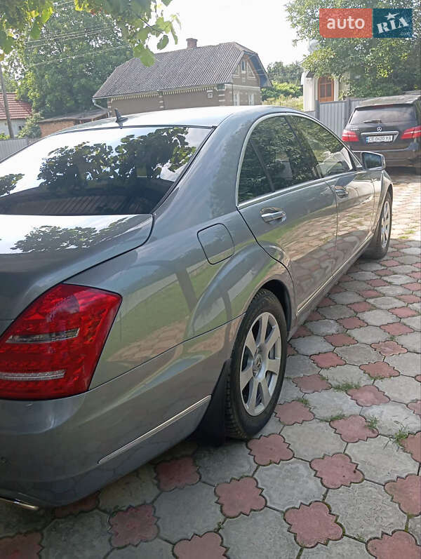 Седан Mercedes-Benz S-Class 2010 в Кицмани