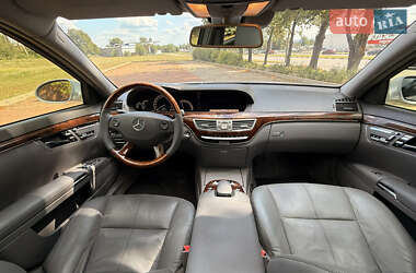 Седан Mercedes-Benz S-Class 2008 в 