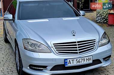 Седан Mercedes-Benz S-Class 2006 в 