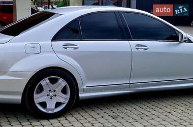 Седан Mercedes-Benz S-Class 2006 в 