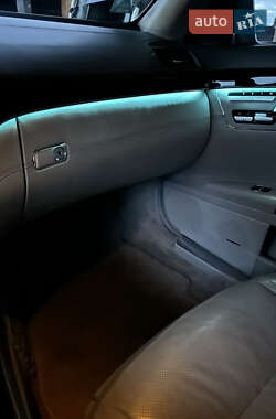 Седан Mercedes-Benz S-Class 2012 в 