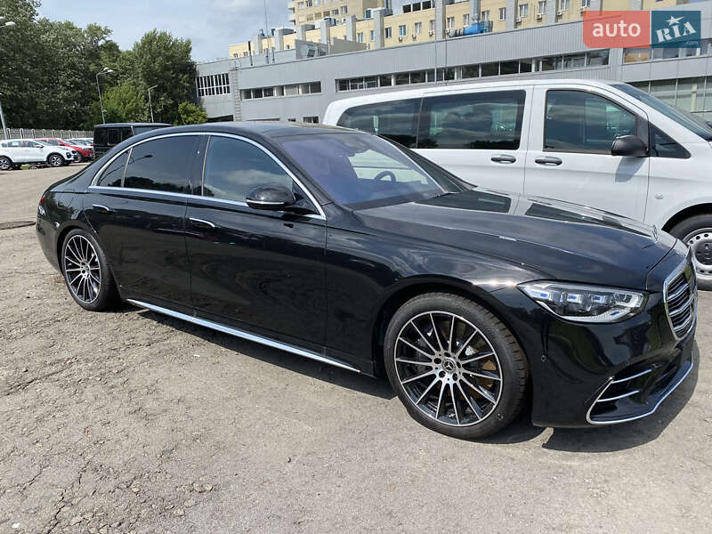 Mercedes-Benz S-Class 2021