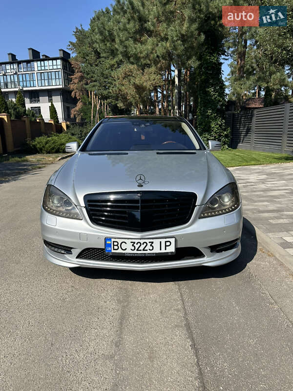 Седан Mercedes-Benz S-Class 2011 в Києві фото 3 Седан Mercedes-Benz S-Class 2011 в Києві