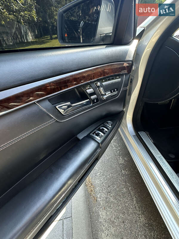 Седан Mercedes-Benz S-Class 2011 в Києві фото 12 Седан Mercedes-Benz S-Class 2011 в Києві