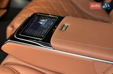 Седан Mercedes-Benz S-Class 2021 в 