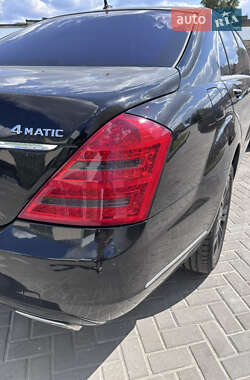 Седан Mercedes-Benz S-Class 2011 в 