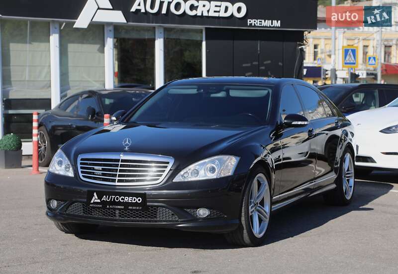 Mercedes-Benz S-Class 2006