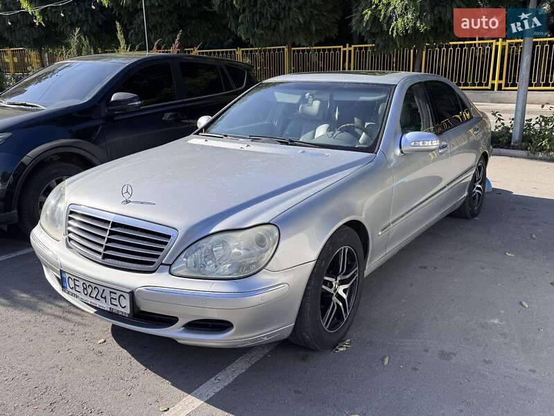Седан Mercedes-Benz S-Class 2004 в Чернівцях