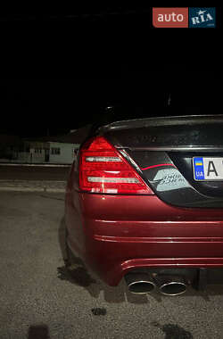 Седан Mercedes-Benz S-Class 2005 в 