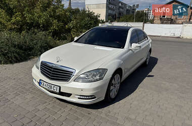 Седан Mercedes-Benz S-Class 2010 в 