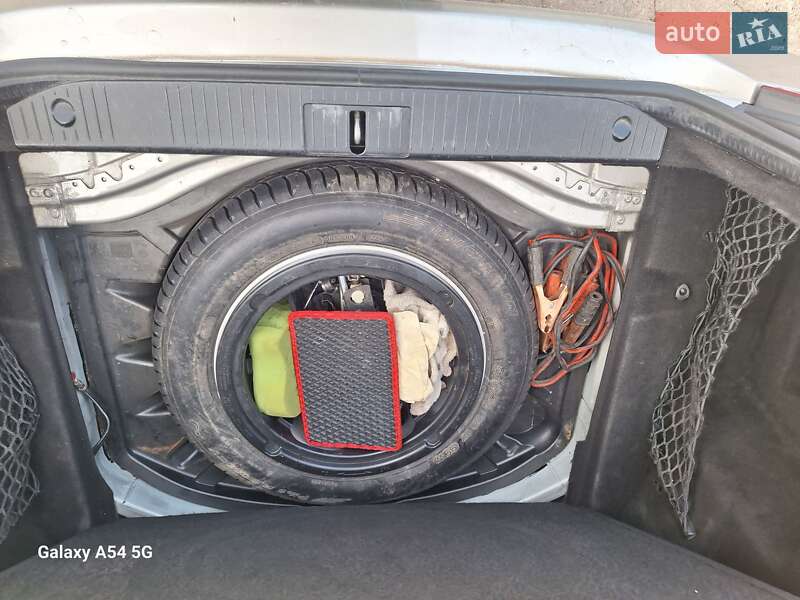 Седан Mercedes-Benz S-Class 2006 в Диканьке