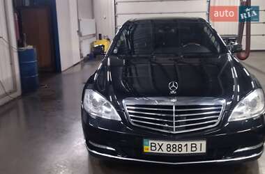 Седан Mercedes-Benz S-Class 2012 в 