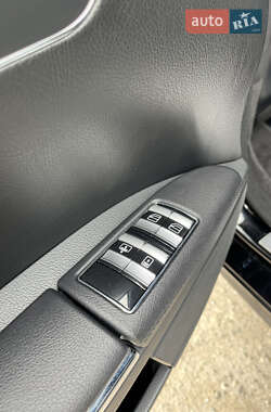 Седан Mercedes-Benz S-Class 2008 в 