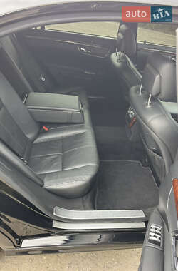 Седан Mercedes-Benz S-Class 2008 в 