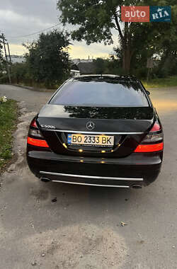 Седан Mercedes-Benz S-Class 2006 в 