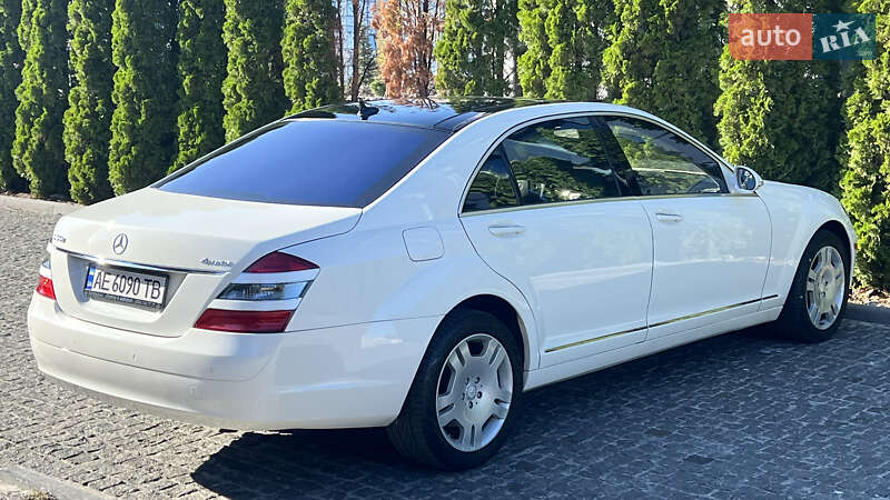 Седан Mercedes-Benz S-Class 2008 в Днепре