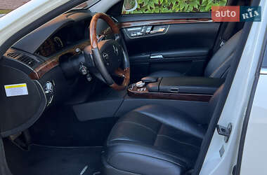 Седан Mercedes-Benz S-Class 2008 в 
