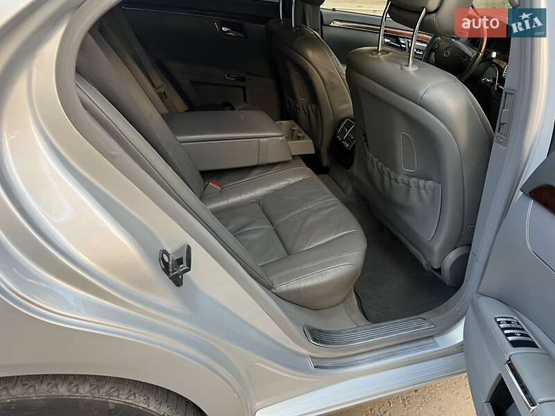 Седан Mercedes-Benz S-Class 2007 в Николаеве