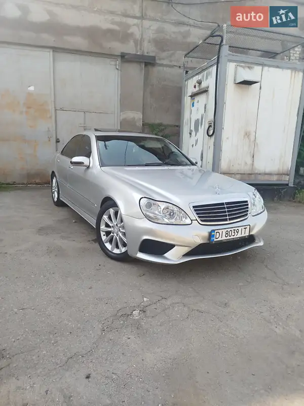 Mercedes-Benz S-Class 1998