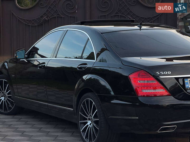 Седан Mercedes-Benz S-Class 2011 в Чернигове
