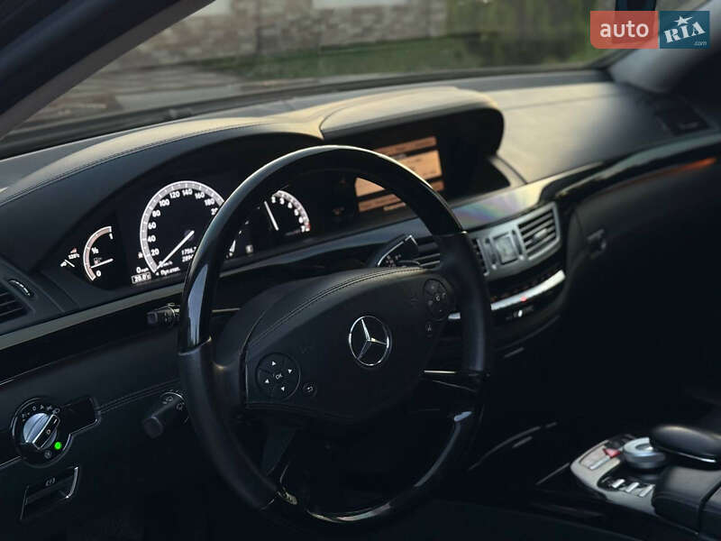 Седан Mercedes-Benz S-Class 2011 в Чернигове